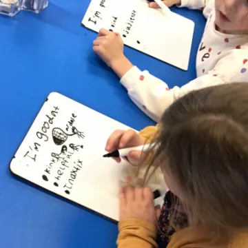 3420F051-AAA8-483D-AA43-C97850666723