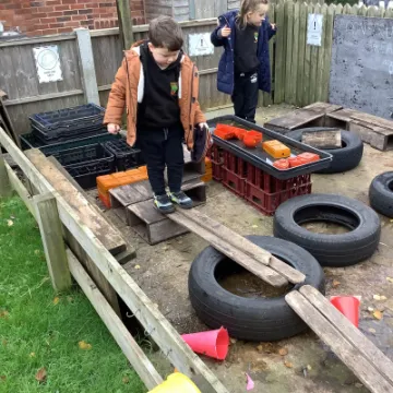 8FD8AB12-256C-40C2-B0C1-9FC9F8A93D83