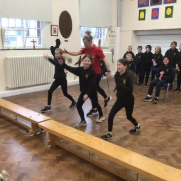 2CDA043B-A91D-4E85-A5C9-434B76472DE4