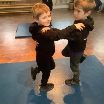 C6E1F23E-62C5-42A8-9FB1-1322735E8B4C