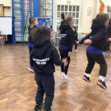 9F4EF233-05E7-4CBC-BC6E-578DD12AAAC4