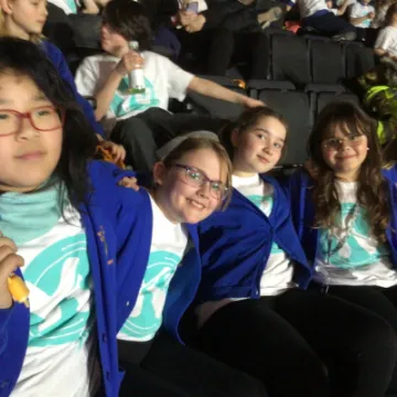 590C475F-4FAD-47C4-8F00-0489D23CD0F0