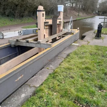 72d9906c 44f1 44f5 96ec 8b3de78c05f0