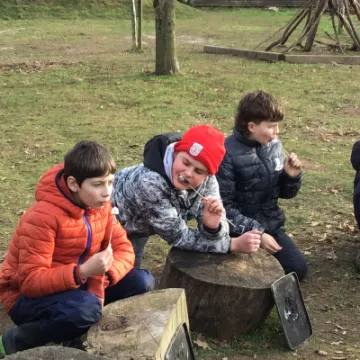 2D51E804-8A33-4F84-BFD2-90C4EE7FA66F