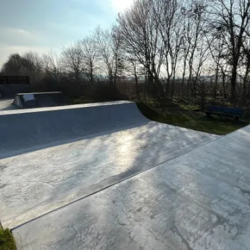 Edwinstowe Skatepark 12