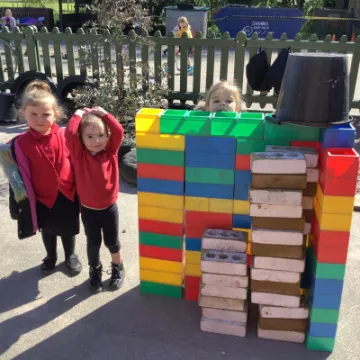 7A764E98-6F47-485E-8E32-BE4E7FD51415