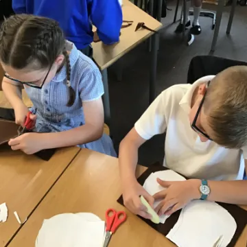 3054E45F-F7CD-4B66-8711-3FE0BDF5403F