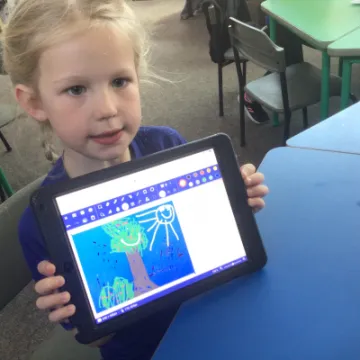 3A9FEB70-0051-462F-A1F2-4CE9C164290A