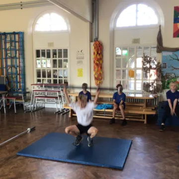 C806DC90-84D7-4F2C-85FA-593599371777