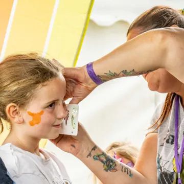 jurassic-face-painting