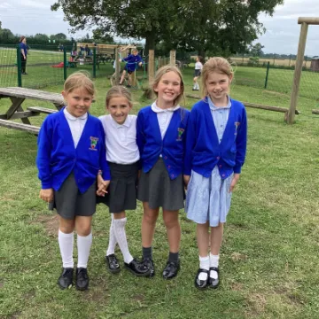 4C83D003-BDAA-4C5F-8526-9D769EAEC465