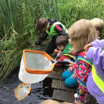 A56063DF-7122-4B83-AA9C-F98D803CA5B8