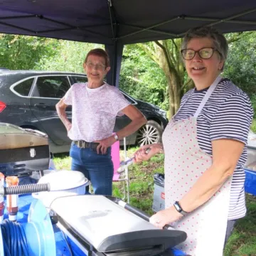 Apple Pressing 2 Sybil & ?