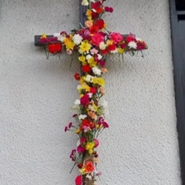 Easter cross