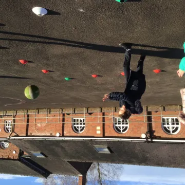 PE