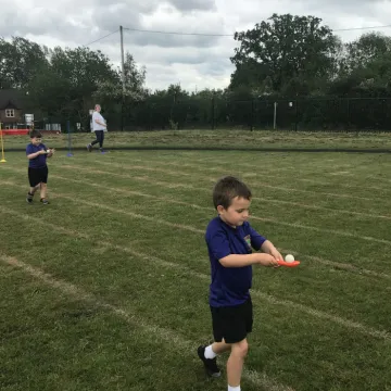 Pe