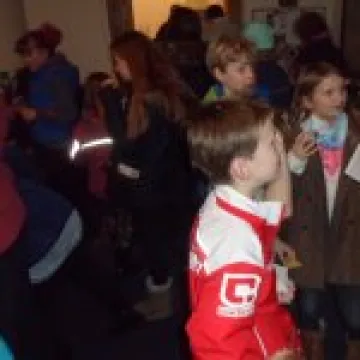 Carols round the tree