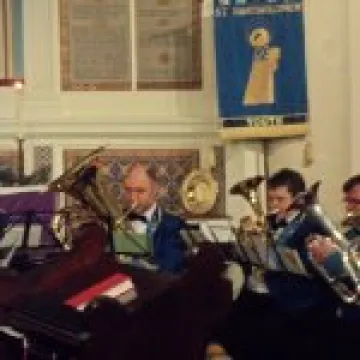 Carols round the tree