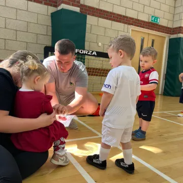 64ff8827-5da1-4174-Bebb-7cd5adad9ae9