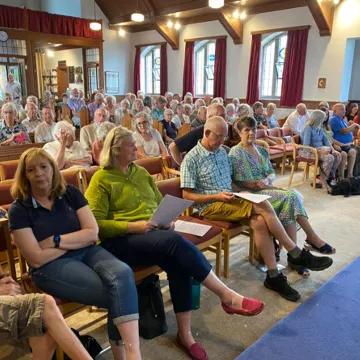 Julie's Sitting Down Service