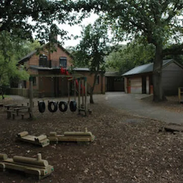 Conway-Centres-Delamere-1