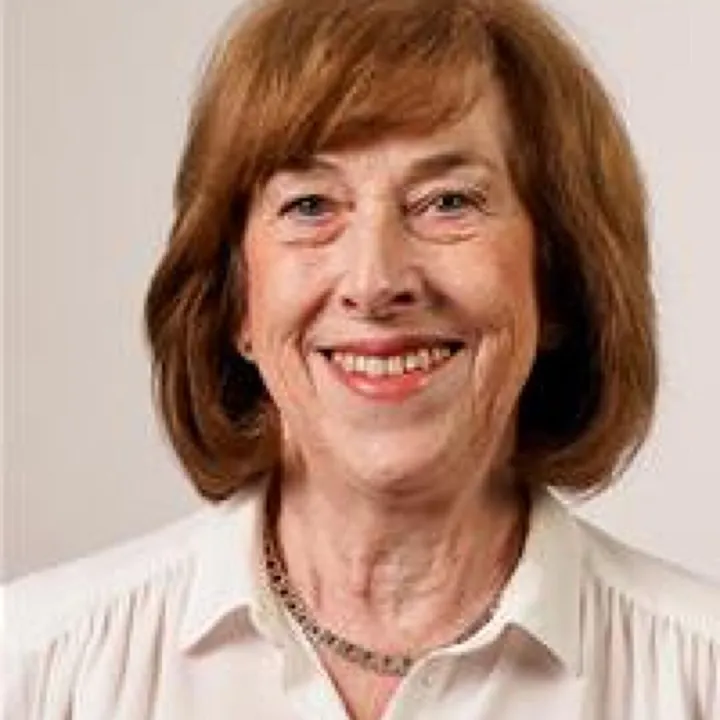 Lynn Gibbon