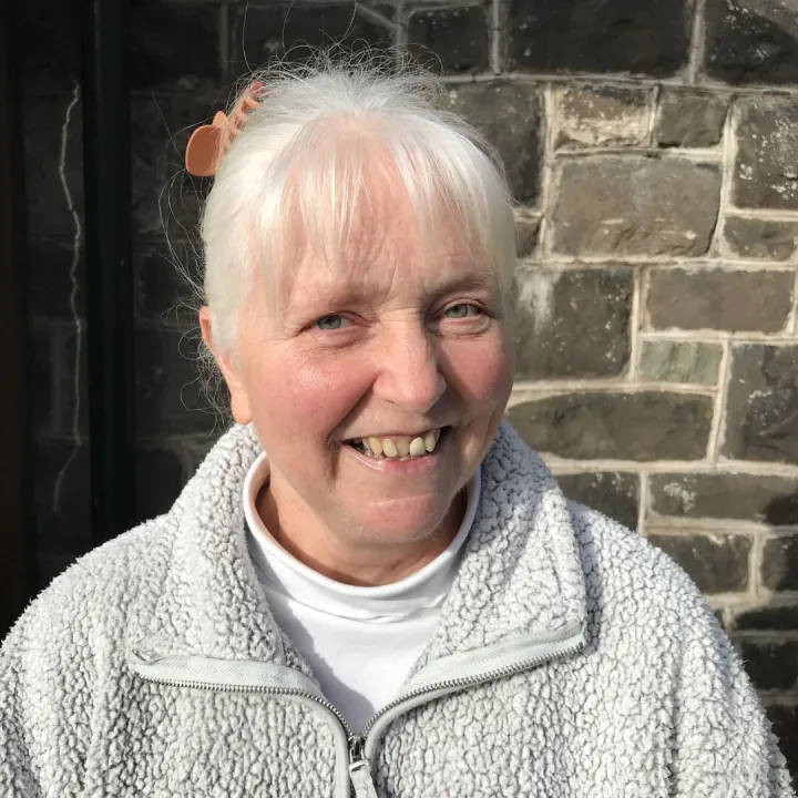 4f1e34f8-Ab4b-4e5a-B69b-871e5d640291