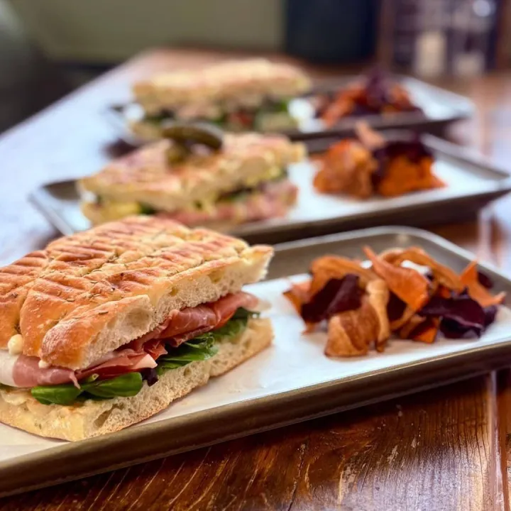 644515903_122177664110904783_7177883332440334289_n