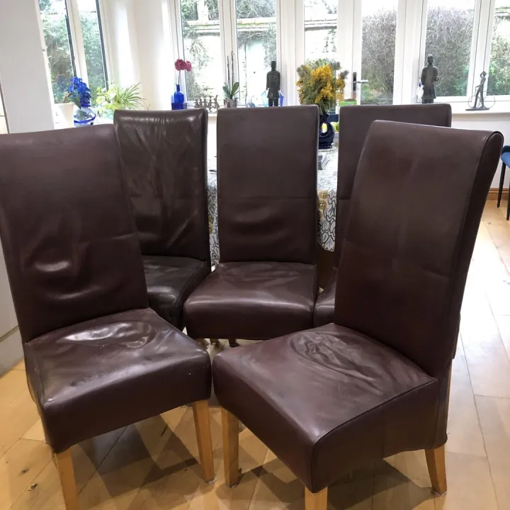 5 Dining Chairs &ndash; Items free to a good home!