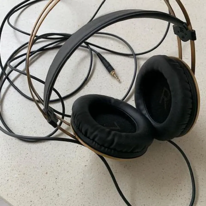 Headphones – Items for sale