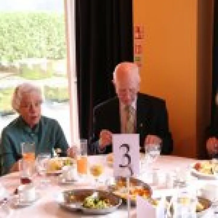 Canon 350D Feb2010 800