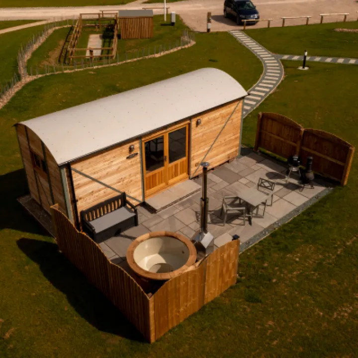 Overwater Luxury Glamping Hodnet Exterior 4