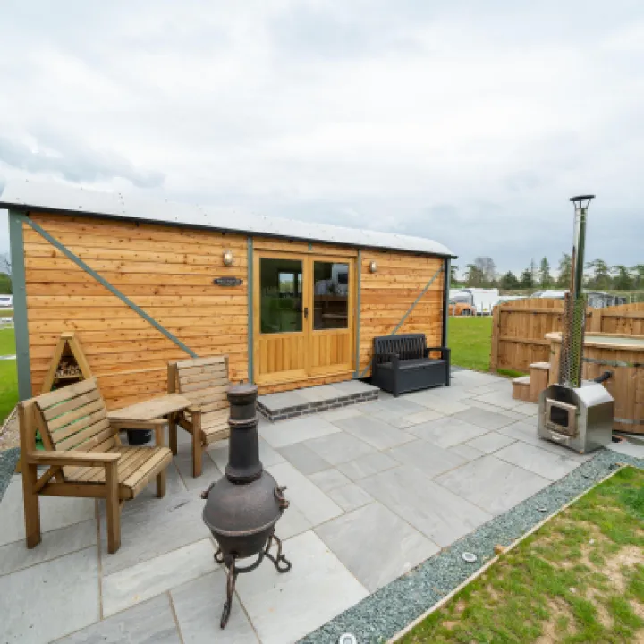 Overwater Luxury Glamping Wellington Exterior 6