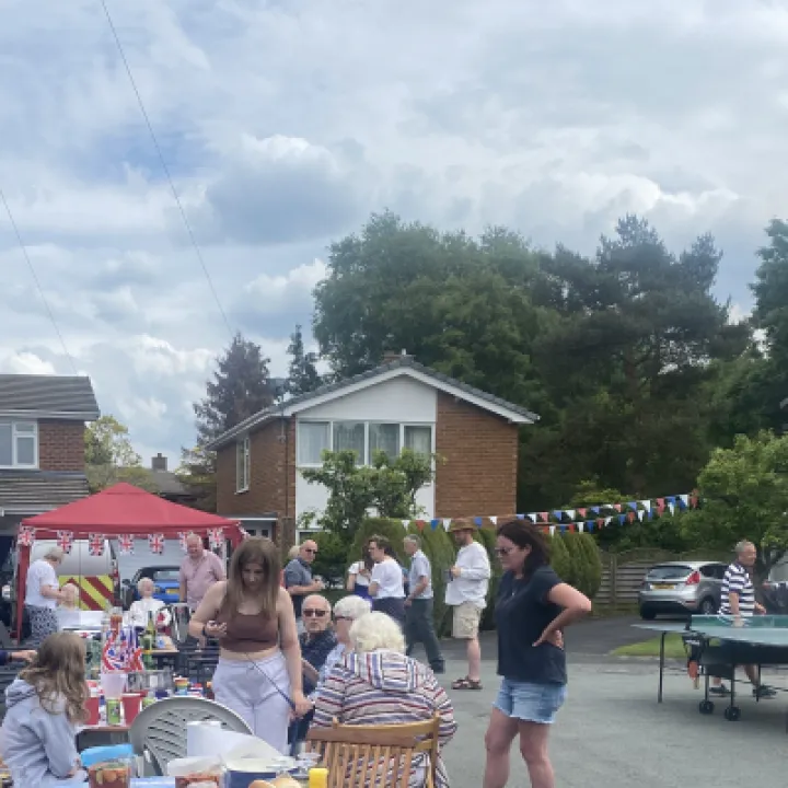 Jubilee Street Party Broom Creascent