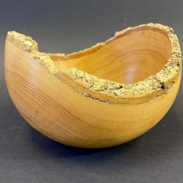 M Willis &ndash; Nat Edged Bowl