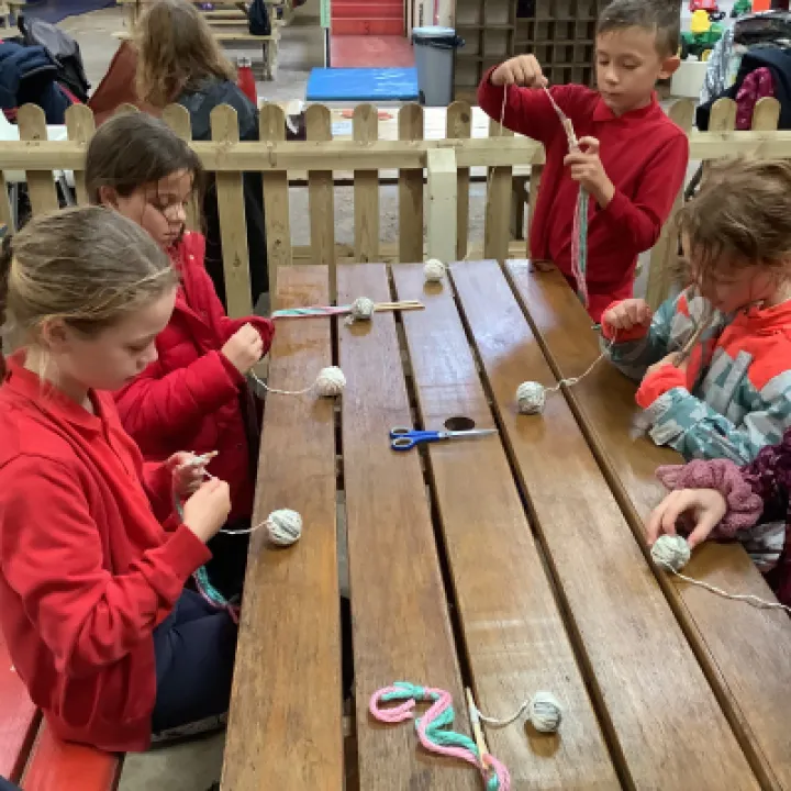 E894EEEB-4681-4BFB-A609-4C7827DE355E