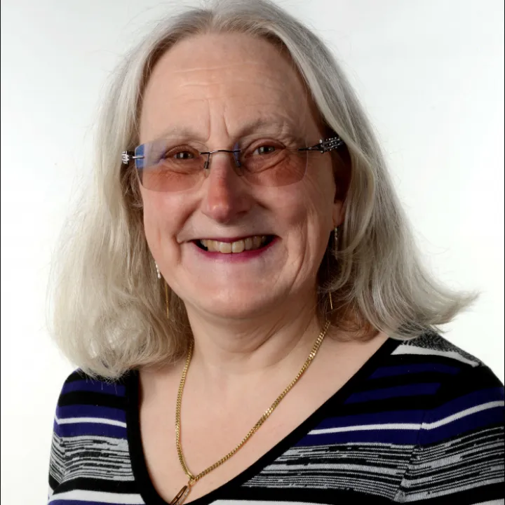 Heather Wells (treasurer)