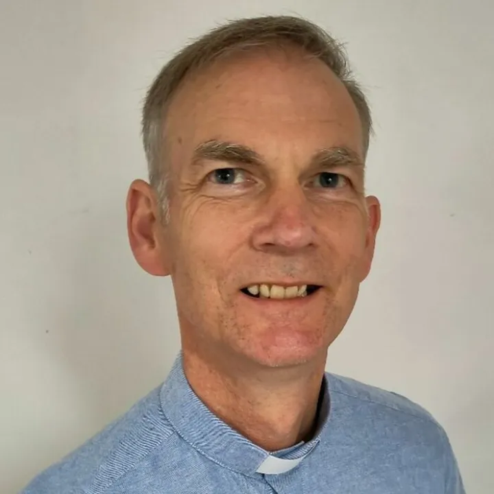 Rev Dr James Garnett