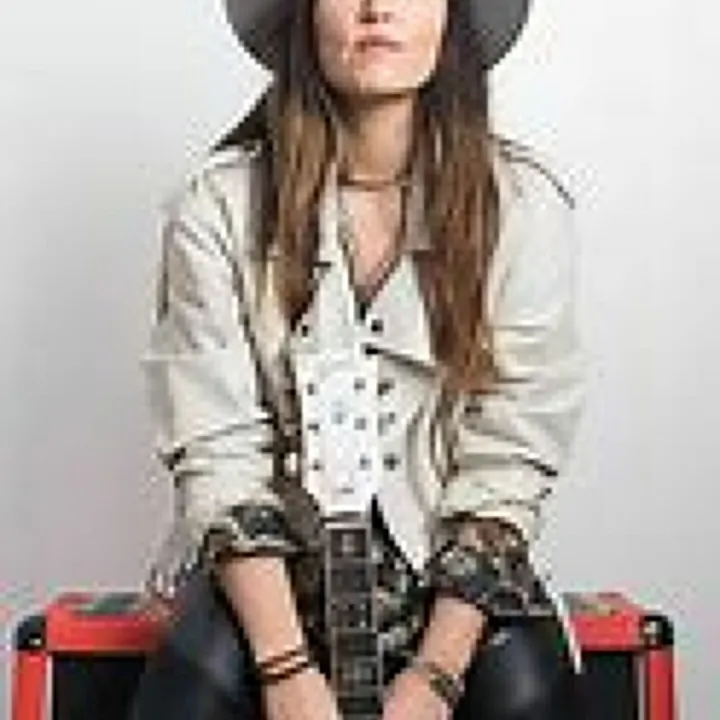 K T Tunstall