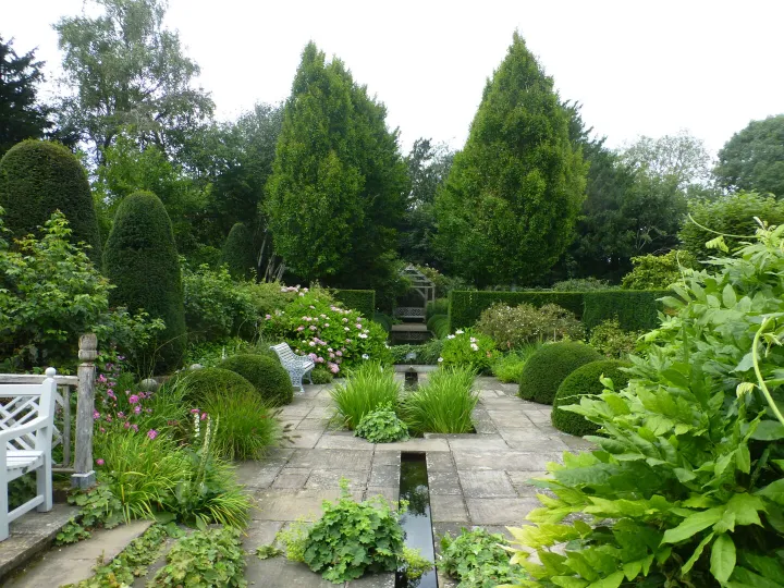 Glorious Gardens 1