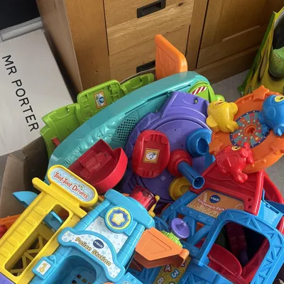 Items free to a good home! – Toot Toot Drivers Garage, Cars loads of stuff n/r