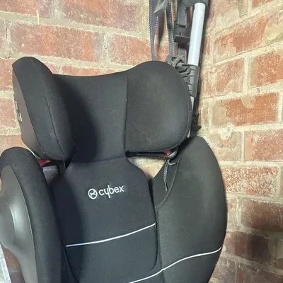 Items free to a good home! – Cybex Silver Solution M-Fix Car Seat n/r