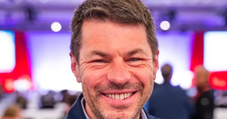The-Revd-Mark-Slaney