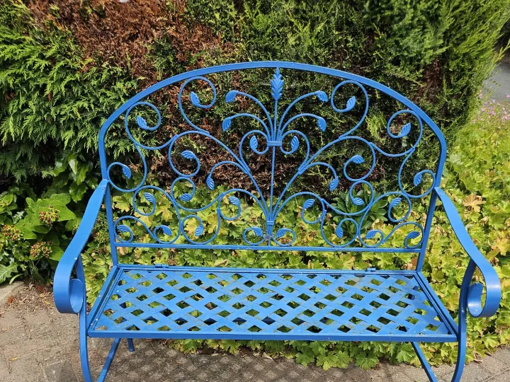 Items for sale &ndash; Wrought inon garden bench &pound;25.00