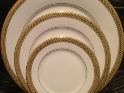 Items for sale &ndash; 8 Place Setting Playes &pound;20