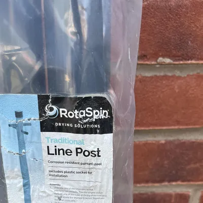 Items for sale
– Washing line pole £15.00