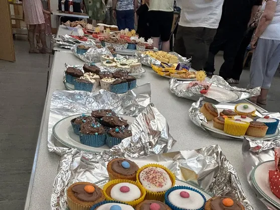 Lots of Food (1)