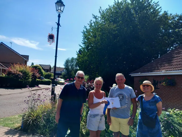 1st Place Front Garden &ndash; Oakmoore