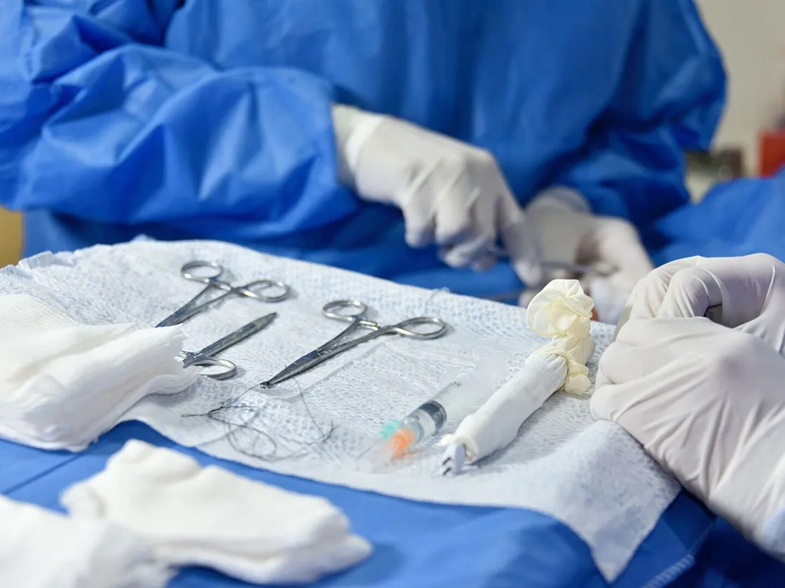 Surgical instruments and dressing on a sterile drape
