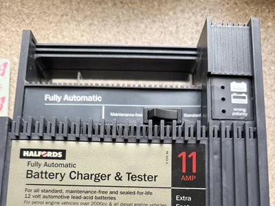 Items for sale
– Halfords Battery Charger £10